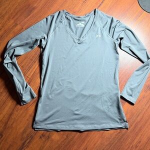 Under Armour Charcoal Fitted V-Neck Heat Gear Long Sleeve Small workout sports